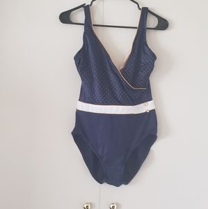Women bathing suit